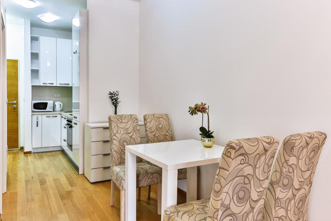 City Montesun Apartments บุดวา ภายนอก รูปภาพ