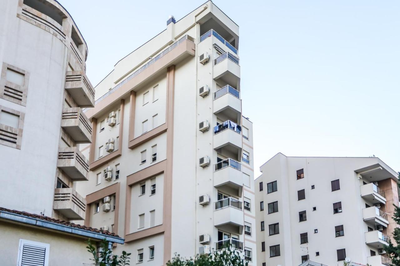 City Montesun Apartments บุดวา ภายนอก รูปภาพ